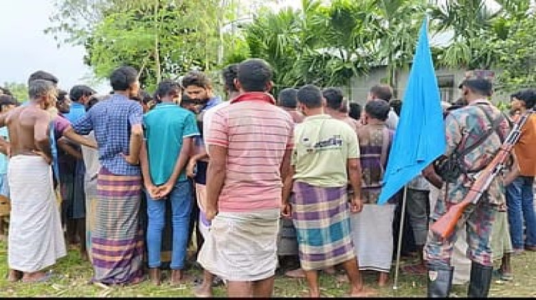 লালমনিরহাট সীমান্তে বাগ্‌বিতণ্ডা, স্থানীয়দের প্রতিবাদের মুখে চলে যান বিএসএফ সদস্যরা